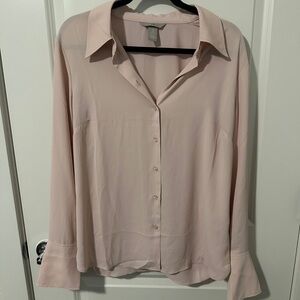 Women's Light Pink Button-Up Blouse